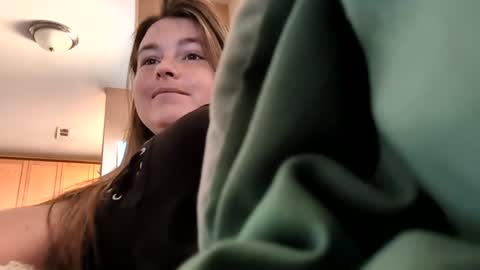 sweetcherrypie2 online show from August 8, 5:59 pm