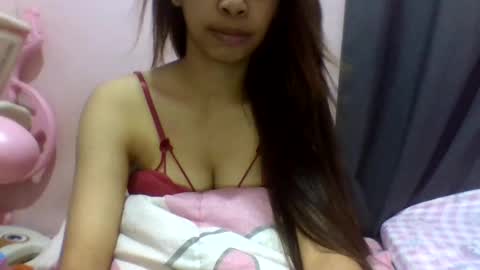 Snapshot of sweetchixxx chatting on January 23, 3:22 pm sweetchixxx online show from January 23, 3:22 pm