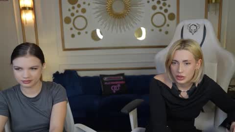 Snapshot of sweetdesiree_ chatting on December 14, 11:15 am Amelia online show from December 14, 11:15 am