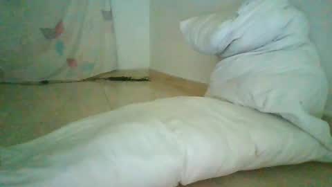 Snapshot of sweetdoll6 chatting on June 19, 7:01 am Sweet Doll online show from June 19, 7:01 am