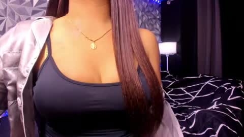 Snapshot of sweetest_one4 chatting on June 20, 6:16 am sweetest_one4 online show from June 20, 6:16 am