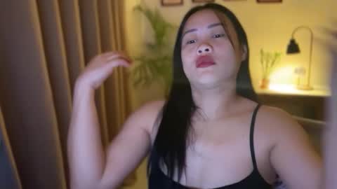 Snapshot of sweetestsmile_ chatting on March 15, 12:27 am Khaye online show from March 15, 12:27 am