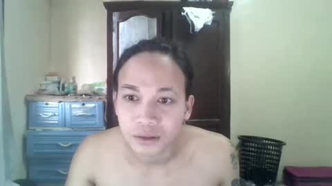 sweetkatniss online show from November 10, 2:10 am