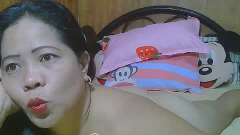 sweeteyes69xx online show from June 16, 5:43 am