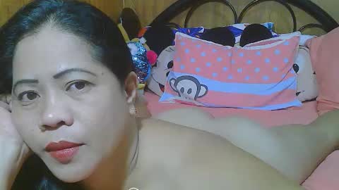 Snapshot of sweeteyes69xx chatting on July 9, 9:46 am sweeteyes69xx online show from July 9, 9:46 am