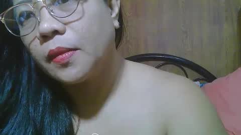 Snapshot of sweeteyes69xx chatting on July 11, 3:42 am sweeteyes69xx online show from July 11, 3:42 am