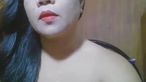 Snapshot of sweeteyes69xx chatting on July 12, 8:05 am sweeteyes69xx online show from July 12, 8:05 am