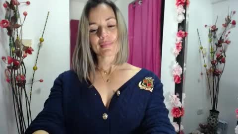 sweef online show from April 14, 2:39 am