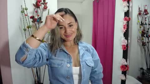 sweef online show from May 24, 6:46 pm