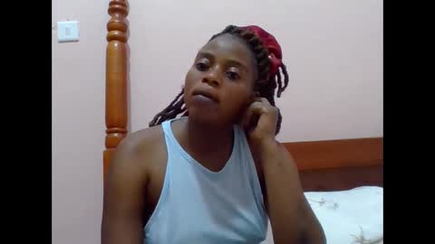 sweetib1 online show from May 24, 6:18 am