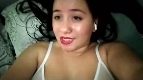 Ana Mara  i cant Make noise My family is here  online show from February 20, 7:01 am