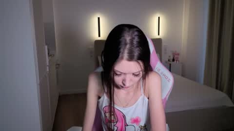 bratty gf online show from July 11, 6:16 am