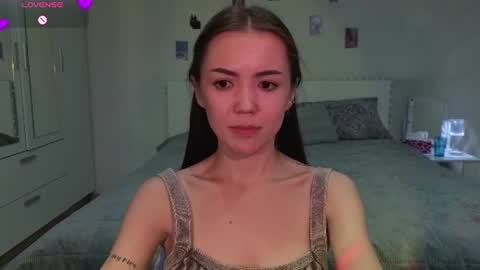 Snapshot of sweetieee_kira chatting on June 26, 3:27 pm sweetieee_kira online show from June 26, 3:27 pm