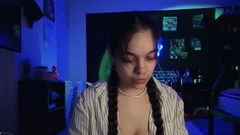 Blu Sweets online show from February 7, 9:02 am