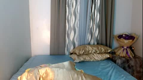 Lilly online show from April 18, 2:54 pm