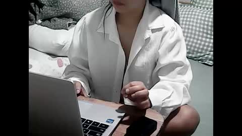 SexyPInay with small tits online show from March 17, 6:17 am