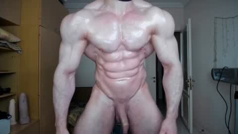 Snapshot of sweetmuscles_boy chatting on July 13, 4:04 am Lorenzo online show from July 13, 4:04 am