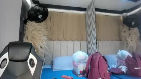 Sweet Nova online show from June 13, 2:31 am