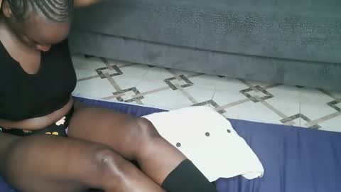 sweetpasion2 online show from March 12, 9:54 pm