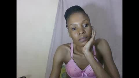 ESTHER online show from May 17, 6:15 pm