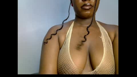 LILY BRANDY online show from April 18, 7:07 pm