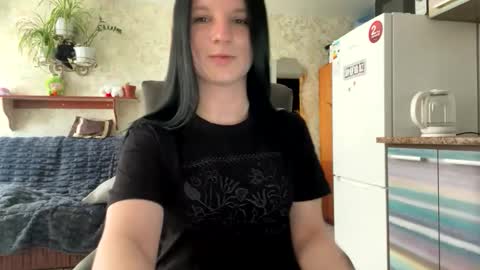 Sweet Shy online show from April 15, 1:07 pm