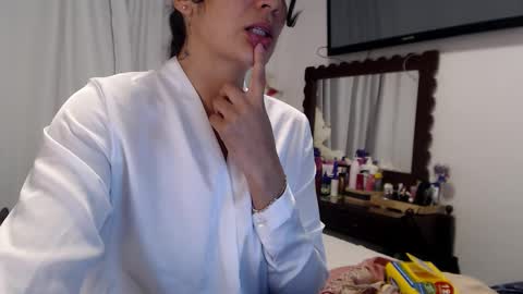 Dianis online show from March 12, 12:39 am