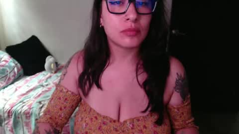 Snapshot of sweetsophie7 chatting on July 9, 9:30 pm Sophie online show from July 9, 9:30 pm
