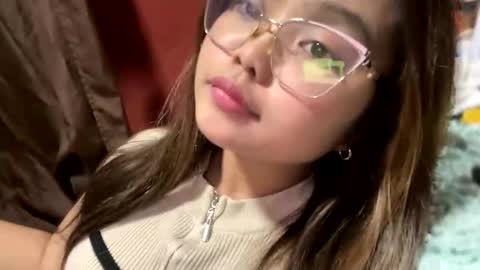 sweetspicyy online show from March 31, 10:04 am