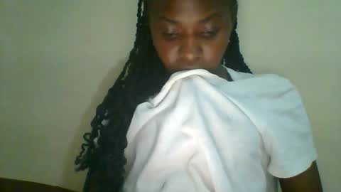 sweett_kimmie online show from May 23, 7:51 pm