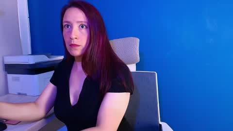 sweeteve online show from April 22, 10:50 am
