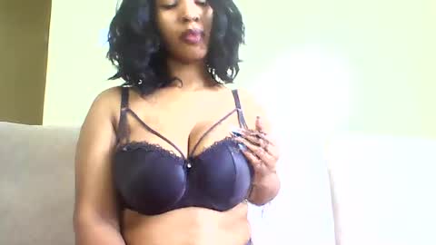 Vee online show from July 13, 10:18 am