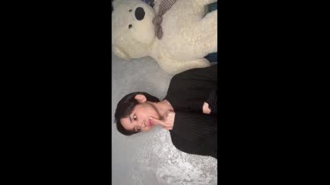 Snapshot of sweetwetg chatting on March 22, 10:35 pm Adelin online show from March 22, 10:35 pm