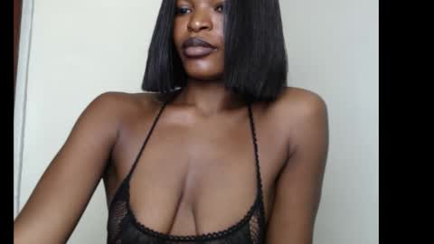 sweetxxboobsx online show from October 11, 9:02 pm