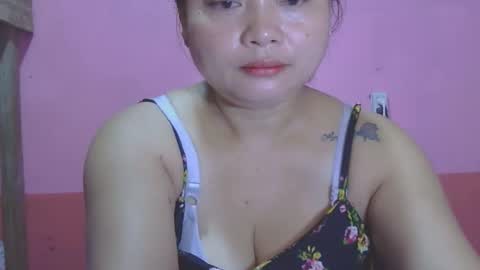 sweety_curvy09 online show from March 23, 12:58 am