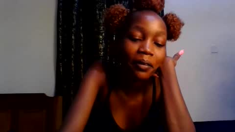 Vickky online show from May 22, 1:46 am