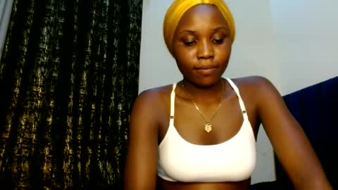Snapshot of sweety_spixxy chatting on July 2, 2:11 am Dolly online show from July 2, 2:11 am