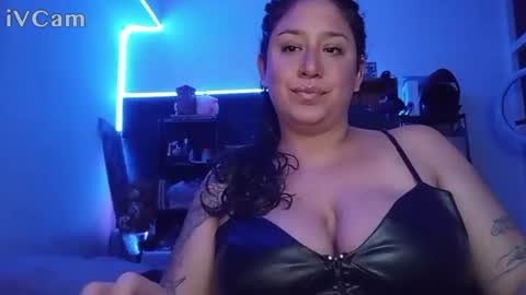 sweetyamii online show from July 10, 2:49 am