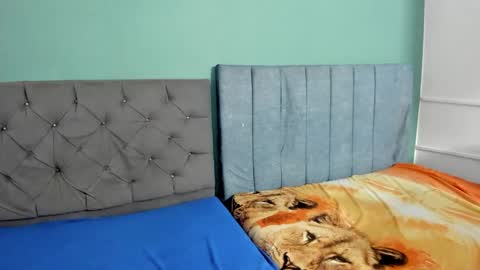 Snapshot of swett_lady_ chatting on February 10, 11:36 am swett_lady_ online show from February 10, 11:36 am