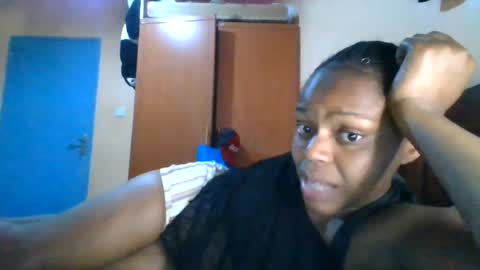 Snapshot of swit_seduction chatting on July 14, 5:56 am swit_seduction online show from July 14, 5:56 am