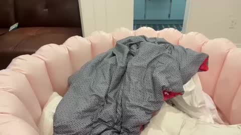 switchinjay online show from September 11, 9:09 am