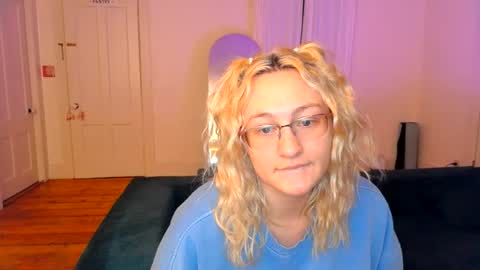 ashley blayde online show from June 22, 6:10 am