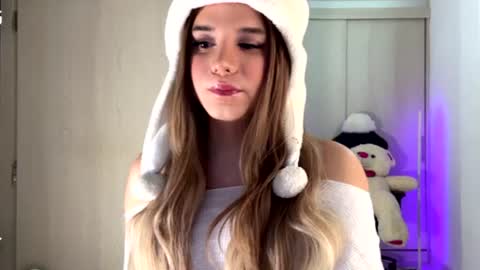swtgoldenangel_ online show from August 1, 7:51 am