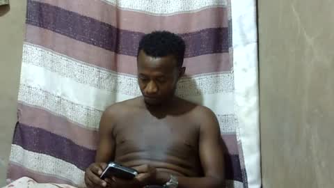 Snapshot of swthairy_dick chatting on June 21, 9:50 pm swthairy_dick online show from June 21, 9:50 pm