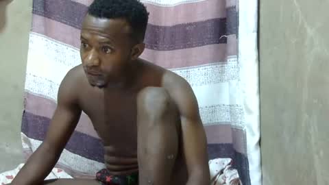 Snapshot of swthairy_dick chatting on June 23, 9:07 am swthairy_dick online show from June 23, 9:07 am