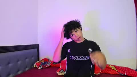 Snapshot of swwet_boy chatting on September 23, 2:31 pm swwet_boy online show from September 23, 2:31 pm