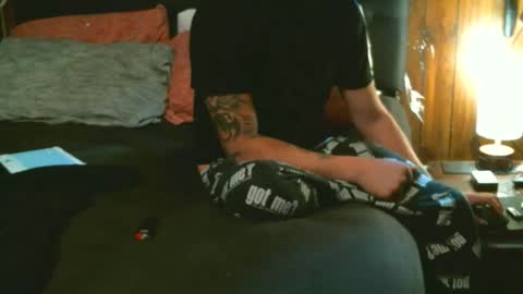 Snapshot of sydetrak4469 chatting on February 10, 9:08 pm Syde online show from February 10, 9:08 pm