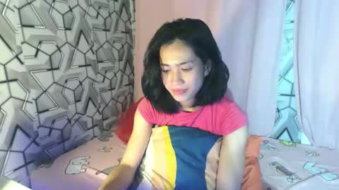 sydnyxox1 online show from April 21, 3:35 am