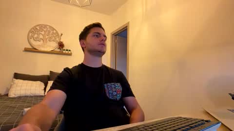 Snapshot of syl092 chatting on March 24, 6:13 pm syl092 online show from March 24, 6:13 pm