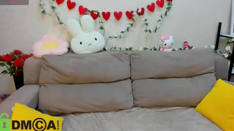 Sylvia online show from March 10, 1:10 am